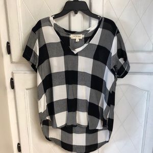 Cloth and Stone Black and White Plaid Top